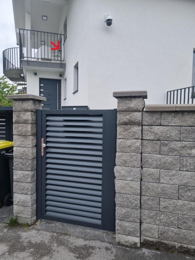 Ohana Apartment Ljubljana Exterior photo